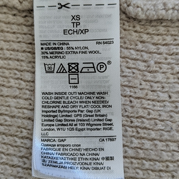 Long Cardigan - Picture 2 of 2